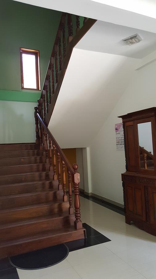 Lokuge Grand Resort Kataragama Exterior foto