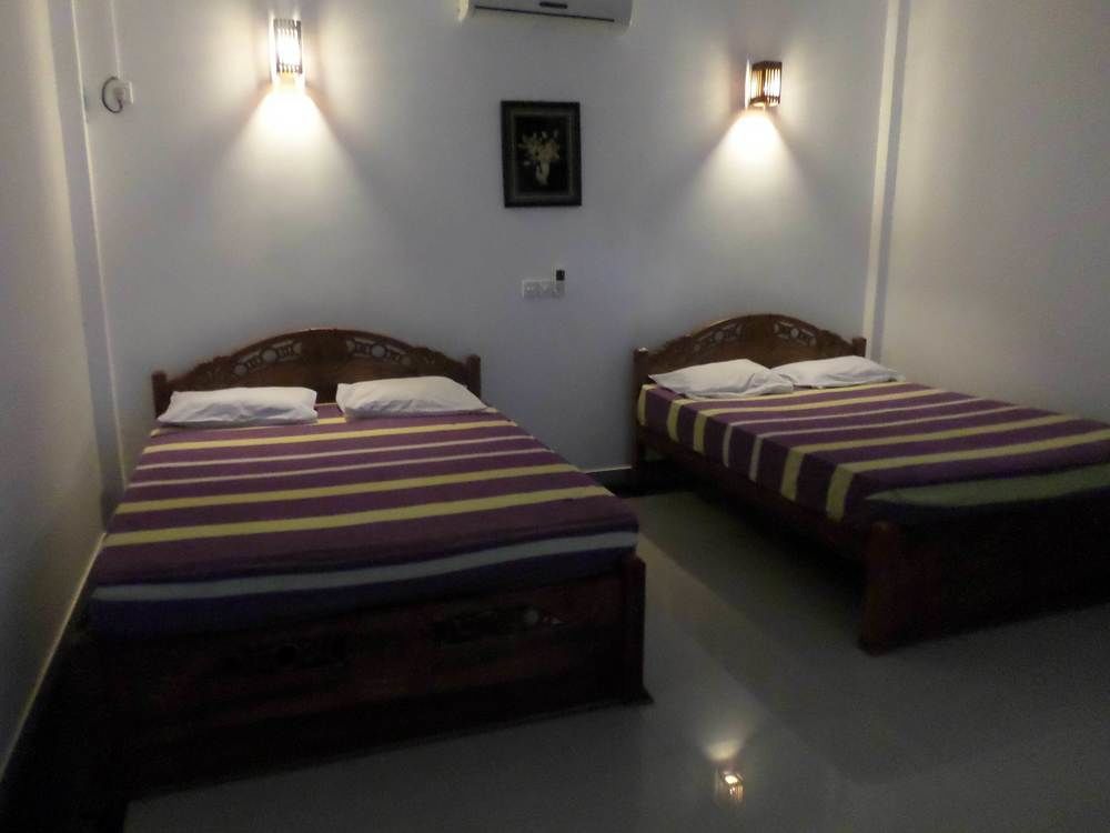 Lokuge Grand Resort Kataragama Exterior foto