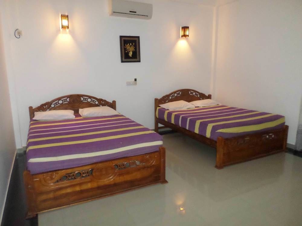 Lokuge Grand Resort Kataragama Exterior foto